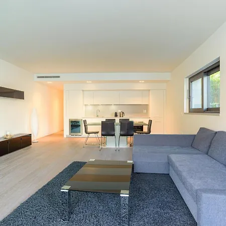 Lakefront Private Parking And Pool Appartement Laglio
